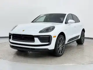 2026 Porsche Macan Base's photo