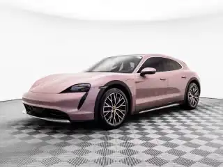 2023 Porsche Taycan 4S Cross Turismo's photo