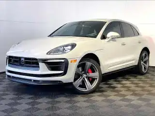 2023 Porsche Macan S's photo