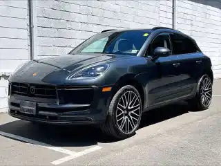 2026 Porsche Macan T's photo