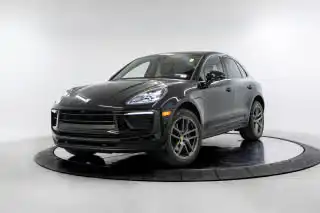 2022 Porsche Macan Base's photo
