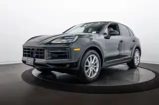 2026 Porsche Cayenne Base's photo