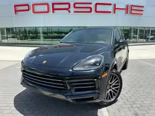 2022 Porsche Cayenne Base's photo