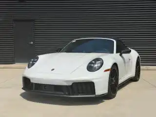 2026 Porsche 911 Carrera 4 GTS Cabriolet's photo