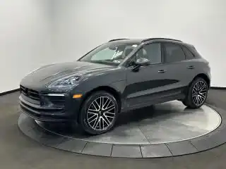 2026 Porsche Macan T's photo