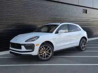 2026 Porsche Macan T's photo