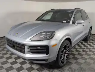 2026 Porsche Cayenne Base's photo