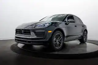2026 Porsche Macan T's photo