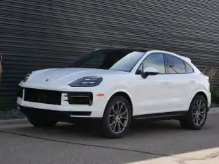 2026 Porsche Cayenne Base's photo