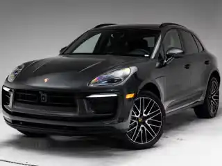 2026 Porsche Macan T's photo