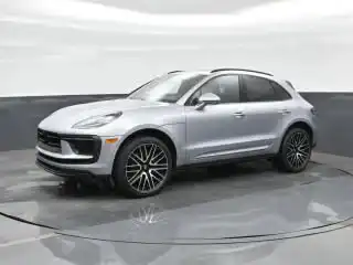 2024 Porsche Macan Base's photo