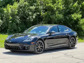 2023 Porsche Panamera 4 Platinum Edition's photo