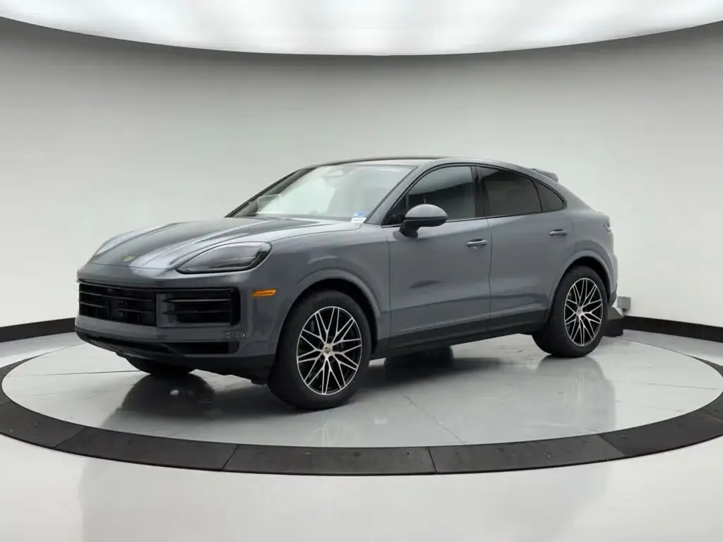 2026 Porsche Cayenne Base photo 4