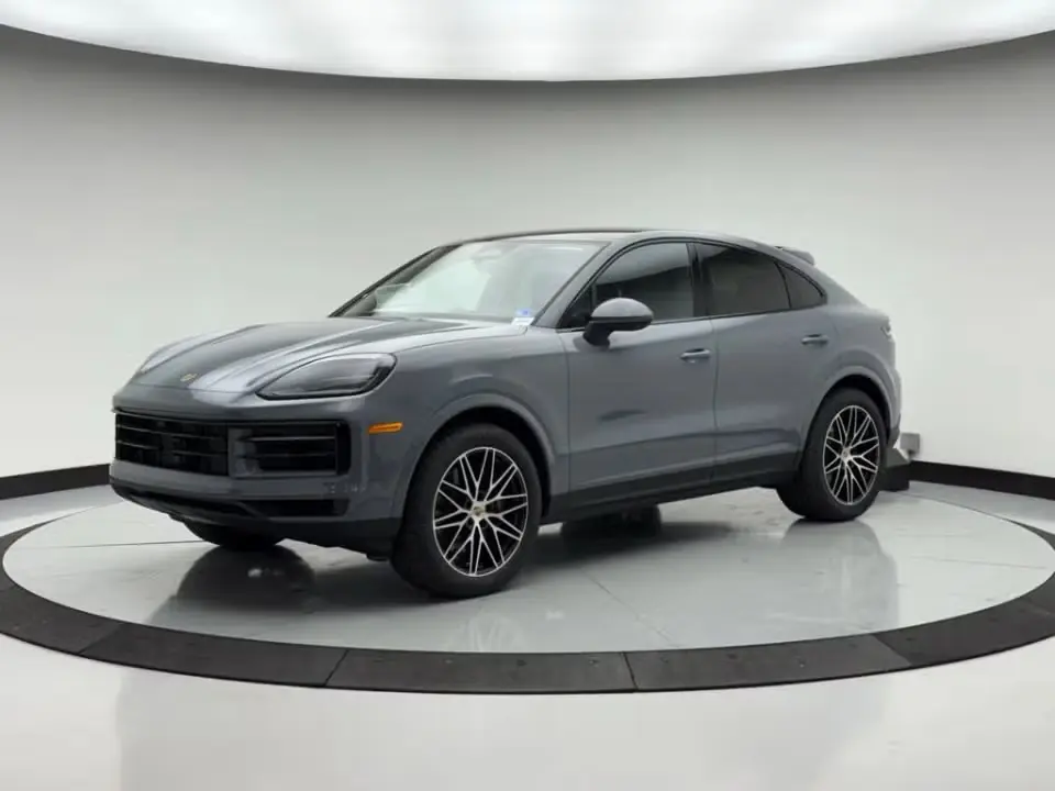 2026 Porsche Cayenne Base photo 3