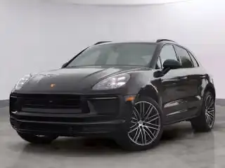 2026 Porsche Macan T's photo
