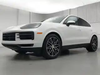 2024 Porsche Cayenne Base's photo