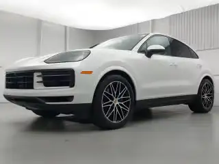 2024 Porsche Cayenne Base's photo