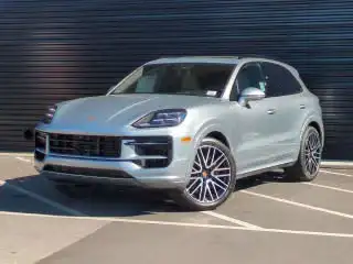 2026 Porsche Cayenne Base's photo