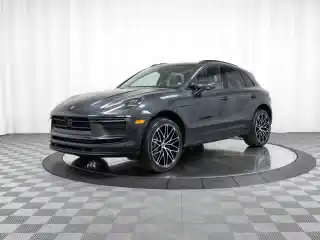 2026 Porsche Macan T's photo