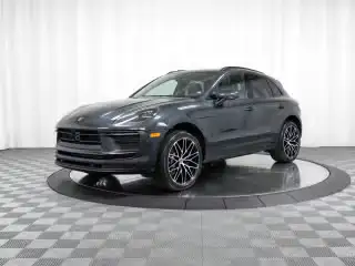 2026 Porsche Macan T's photo