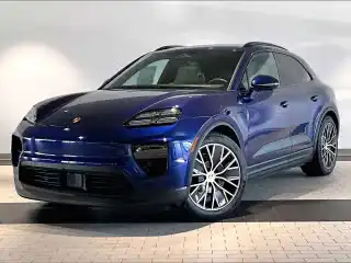 2026 Porsche Macan Macan 4 Electric's photo