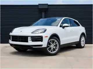 2025 Porsche Cayenne Base photo 1