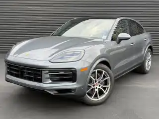 2026 Porsche Cayenne Base's photo