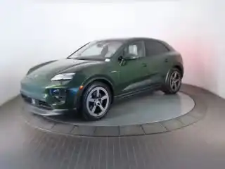 2025 Porsche Macan Macan 4 Electric's photo