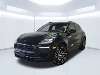 2026 Porsche Macan Base photo 5