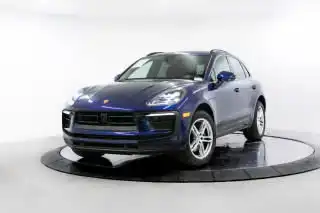 2023 Porsche Macan T's photo