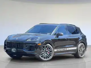 2026 Porsche Cayenne GTS's photo