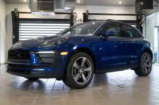 2026 Porsche Macan Base's photo