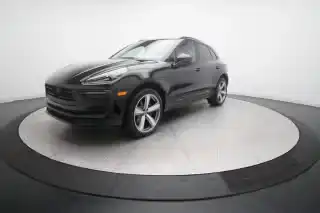 2026 Porsche Macan T's photo