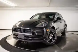 2023 Porsche Macan Base's photo