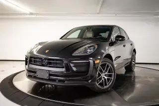 2023 Porsche Macan Base photo 5