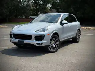 2017 Porsche Cayenne Platinum Edition's photo
