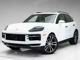 2026 Porsche Cayenne Base's photo