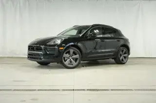 2026 Porsche Macan Base photo 5