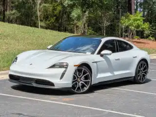 2023 Porsche Taycan Base's photo