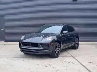 2026 Porsche Macan Base's photo