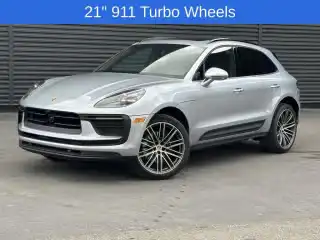 2026 Porsche Macan T's photo