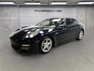 2011 Porsche Panamera 4's photo