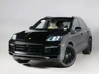 2026 Porsche Cayenne Base's photo
