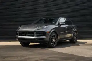 2026 Porsche Cayenne Base photo 1