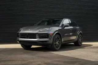 2026 Porsche Cayenne Base photo 5