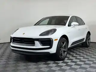 2023 Porsche Macan Base's photo