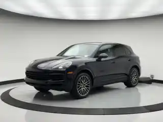 2022 Porsche Cayenne Base's photo