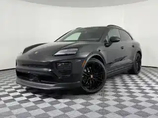 2025 Porsche Macan Macan 4S Electric's photo
