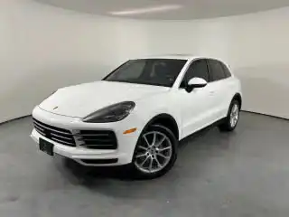 2019 Porsche Cayenne Base's photo