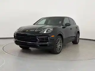 2022 Porsche Cayenne Platinum Edition's photo